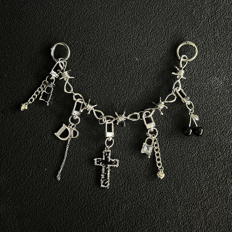 Cross Pendant Necklace Silver